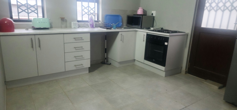 2 Bedroom Property for Sale in Greenville Garden City Western Cape